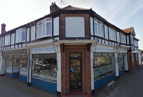Ice Cream Parlour 2009